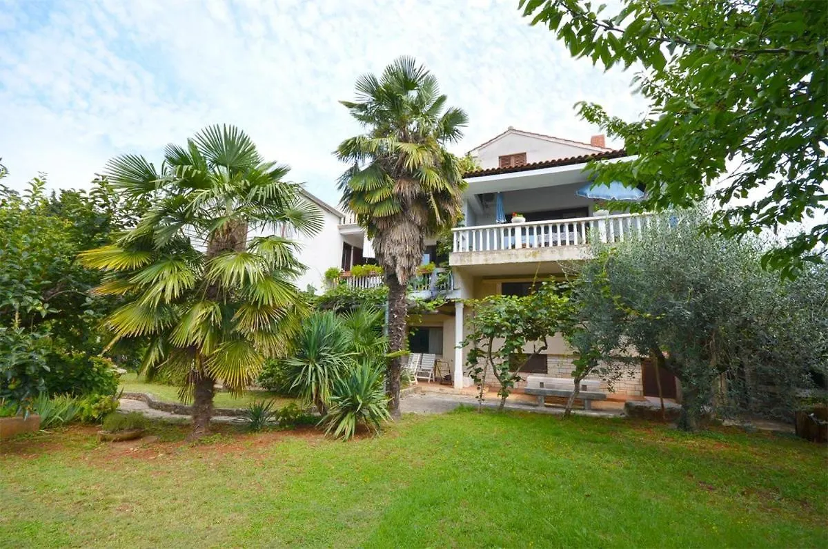 אומאג Apartments Dasen