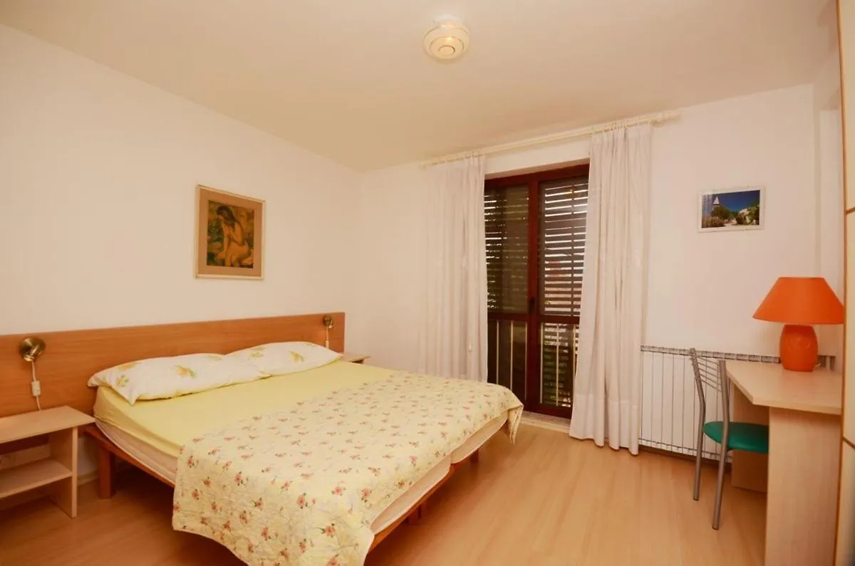 אומאג Apartments Dasen