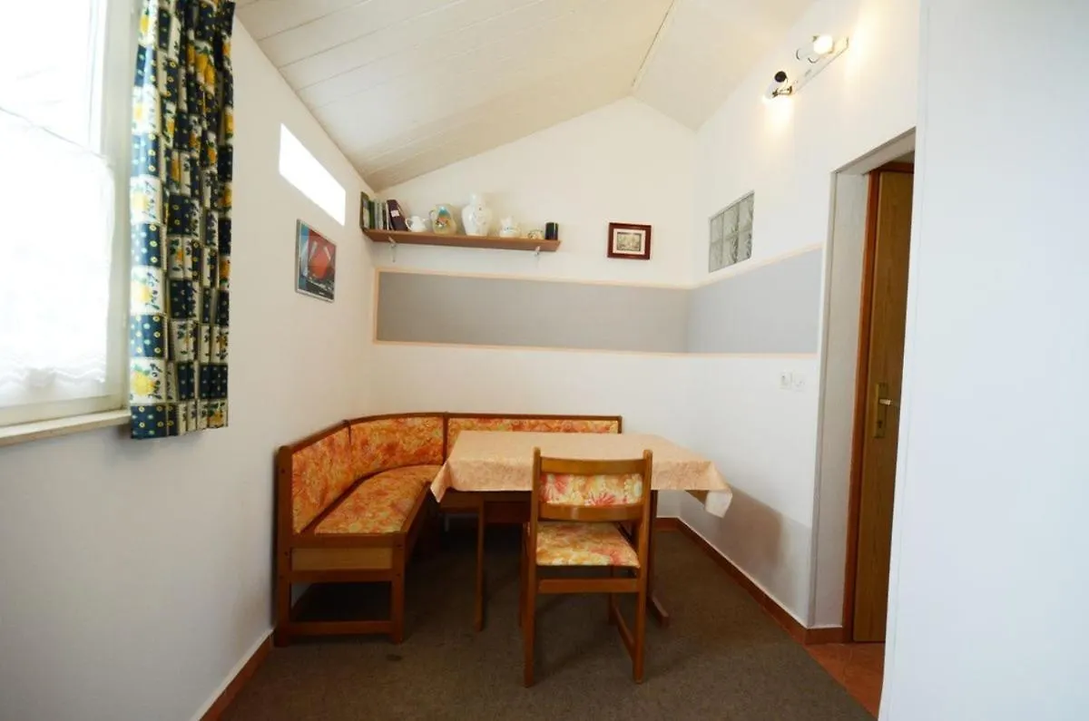 אומאג Apartments Dasen