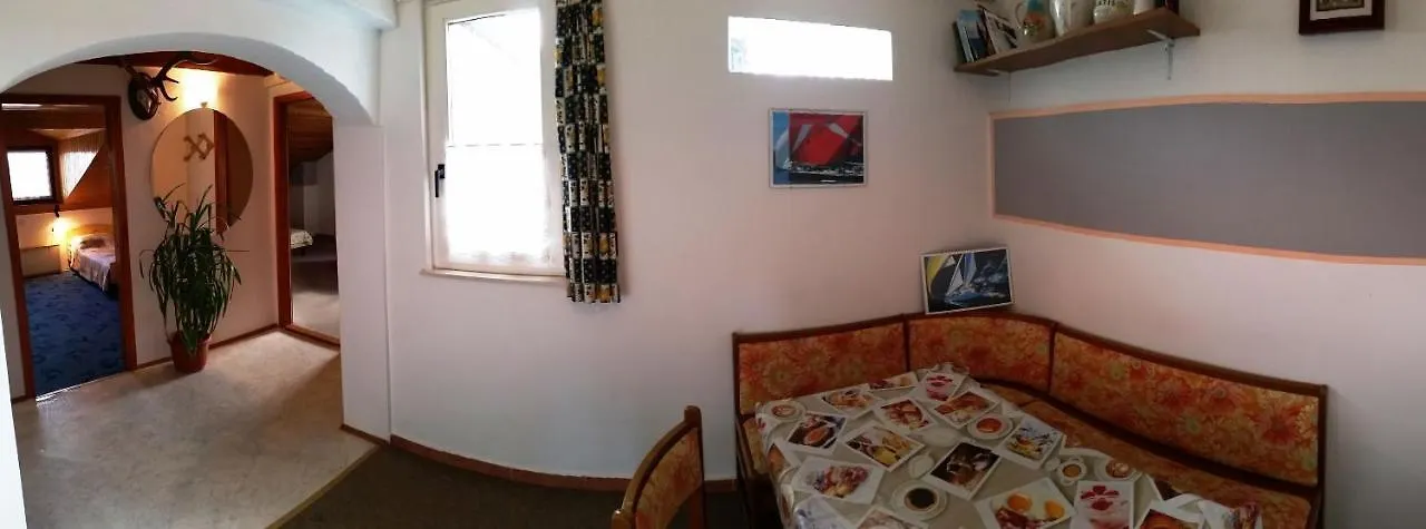 אומאג Apartments Dasen קרואטיה