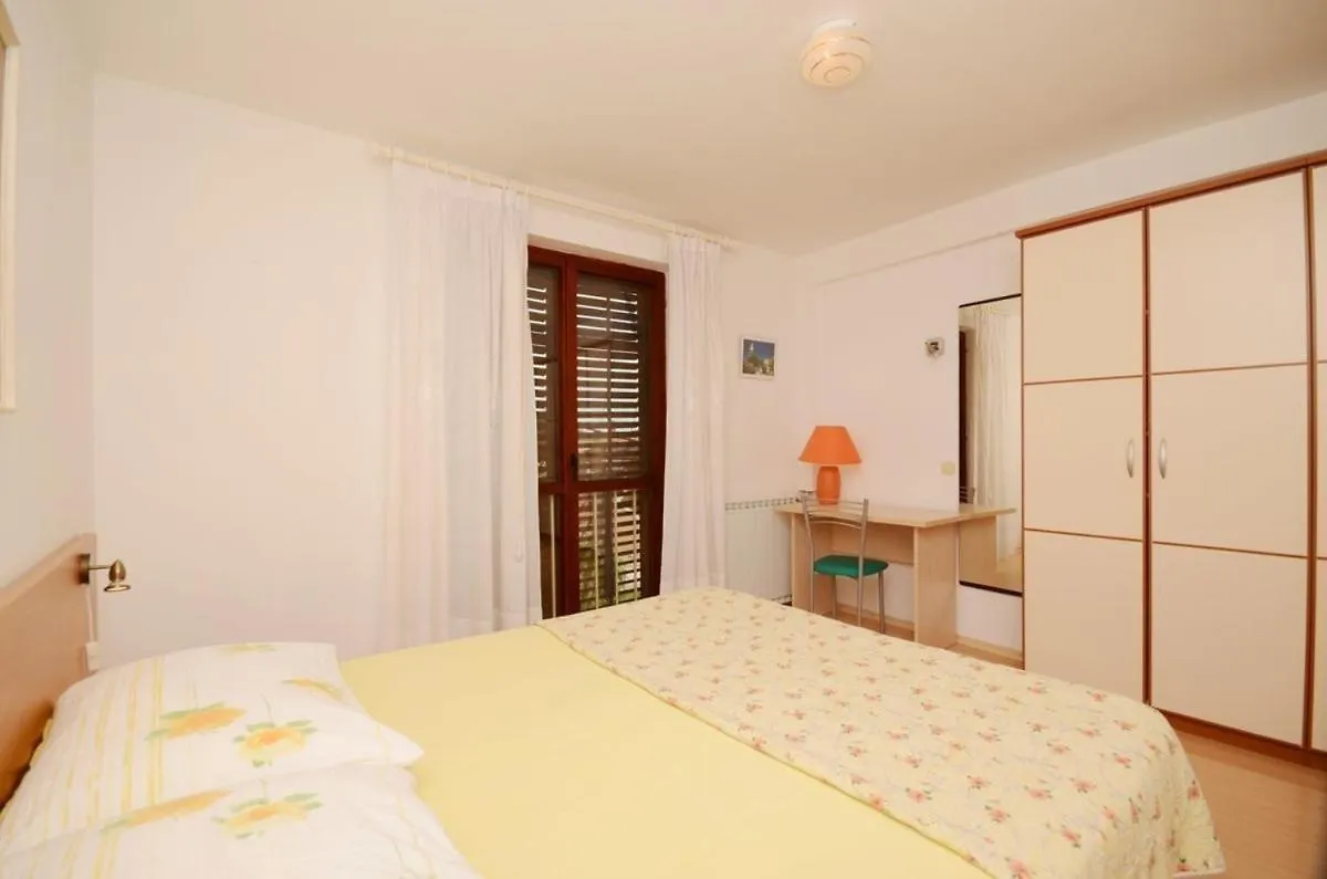 אומאג Apartments Dasen קרואטיה