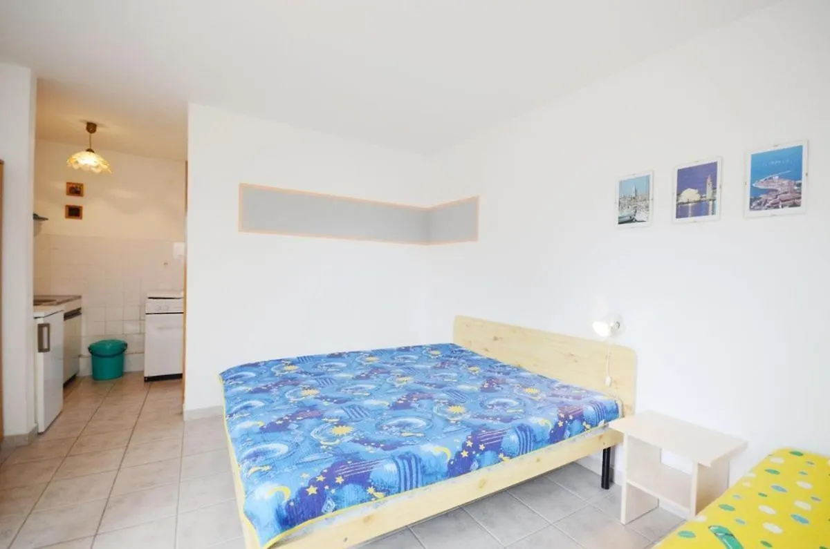 אומאג Apartments Dasen קרואטיה