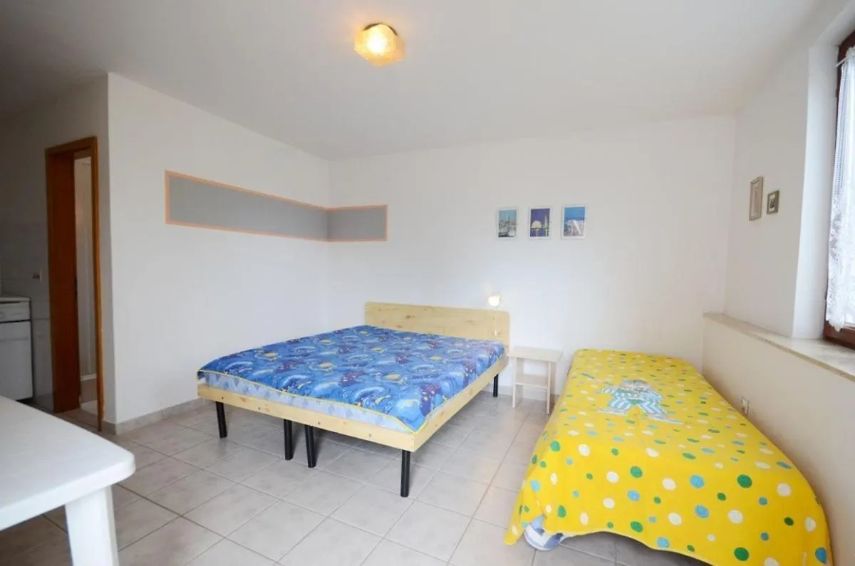 Apartments Dasen Умаг